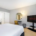 WHome | LS48 Prime Location Luxury Duplex